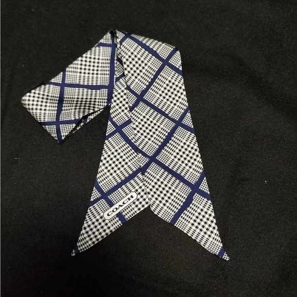 Coach small silk scarf - Picture 3 of 8